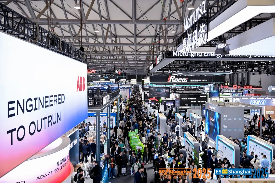 ia_900000028.jpg ia_900000028.jpg