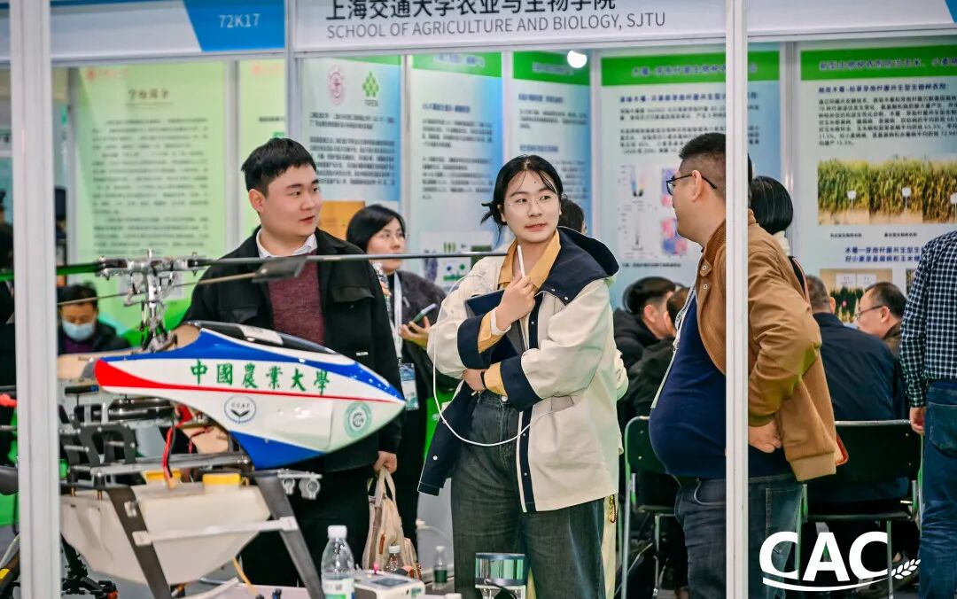 ia_1100001881.jpg ia_1100001881.jpg