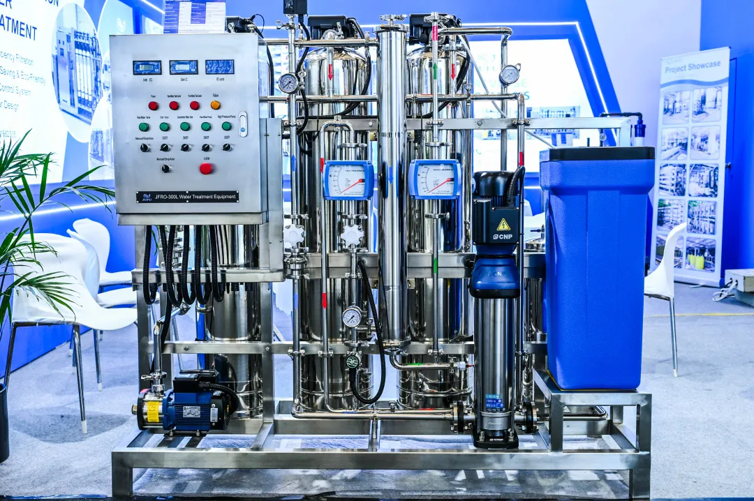 ia_1300000002.jpg ia_1300000002.jpg