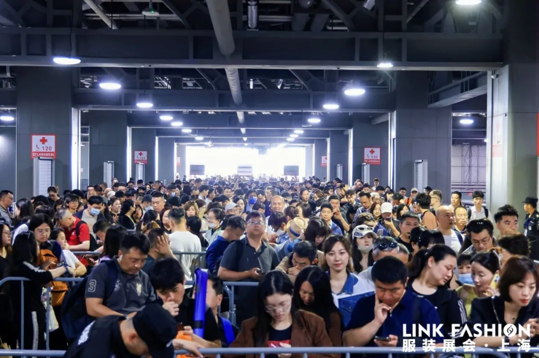 ia_300000084.jpg ia_300000084.jpg