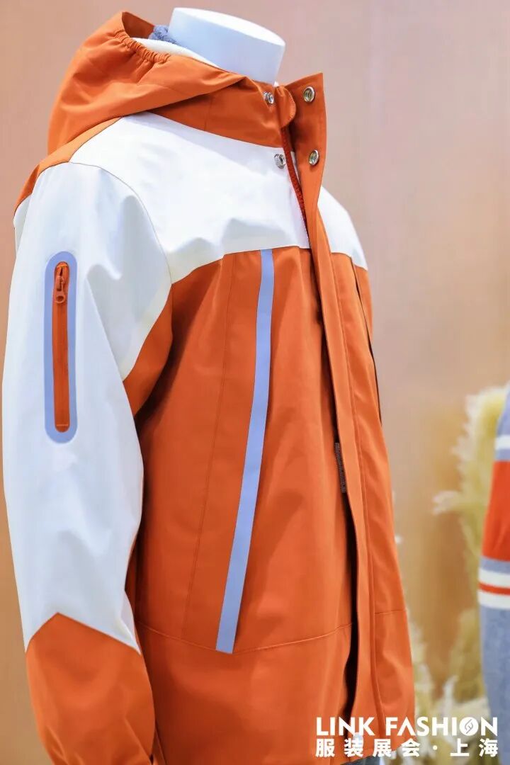 ia_300002773.jpg ia_300002773.jpg