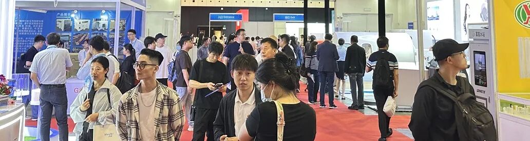 ia_1300001744.jpg