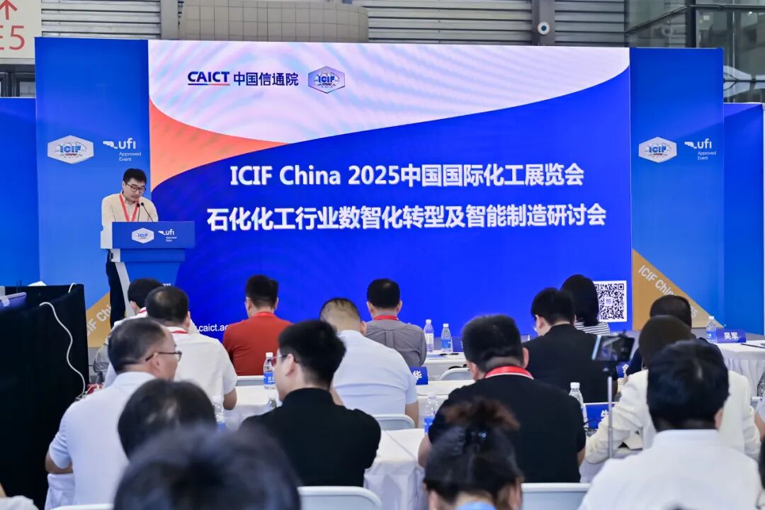 ia_3300001780.jpg