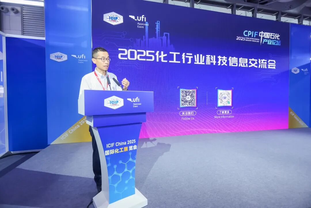 ia_3300001781.jpg