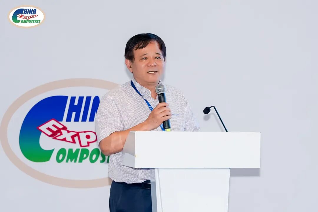 ia_7900001556.jpg