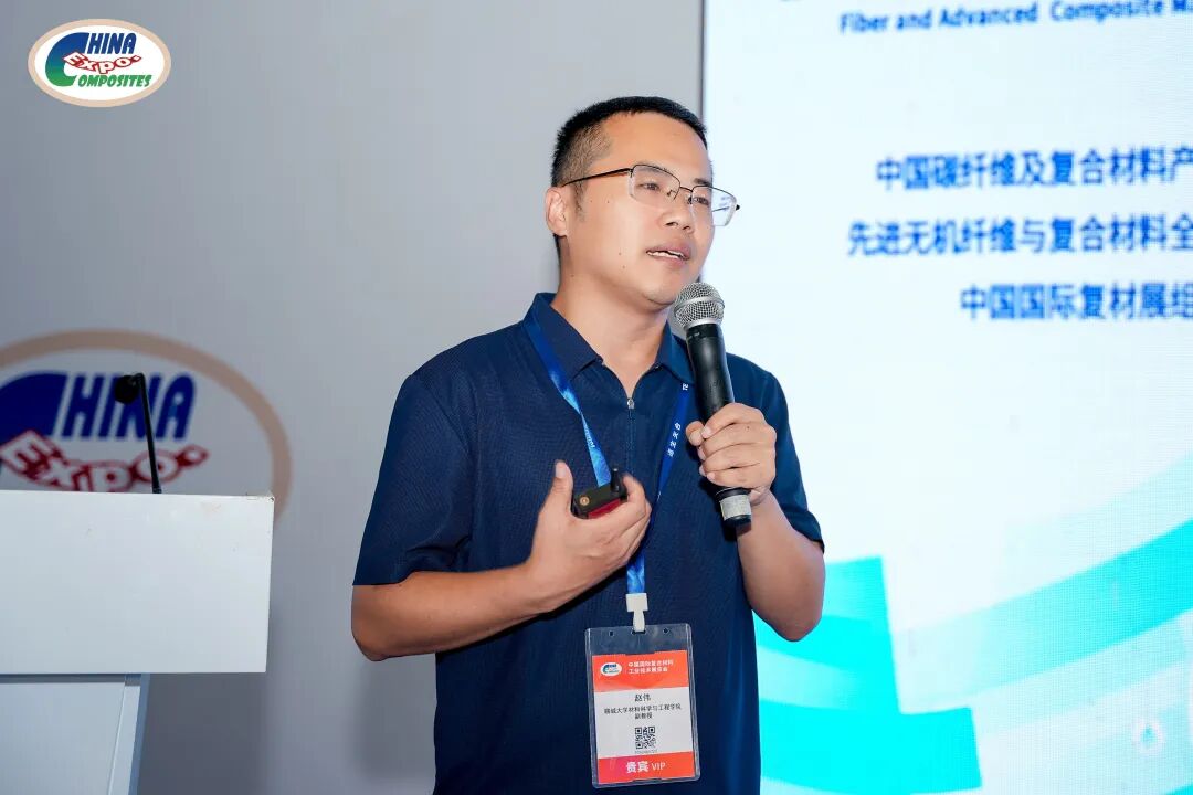ia_7900001561.jpg
