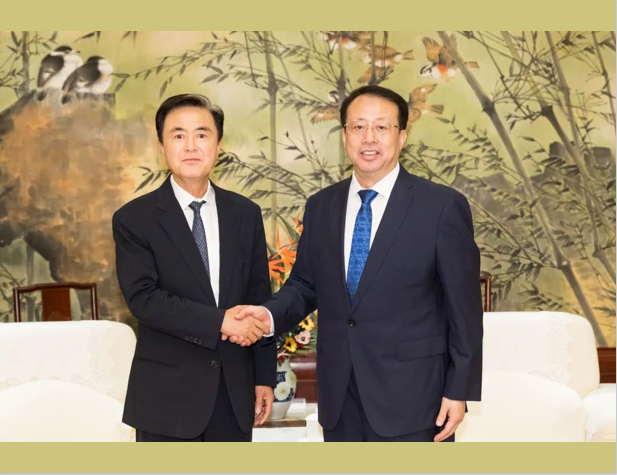 龚正会见韩国忠清南道知事金泰钦