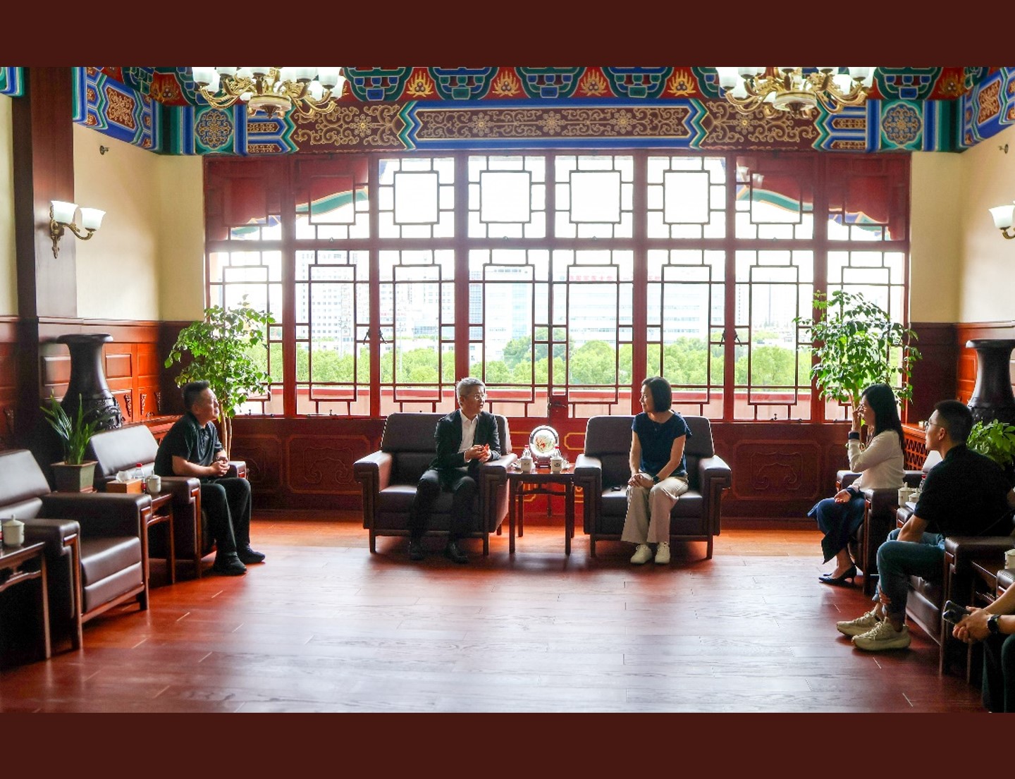 2025展盟聚焦丨第八届进博会体育产业专委会展前交流会顺利举办