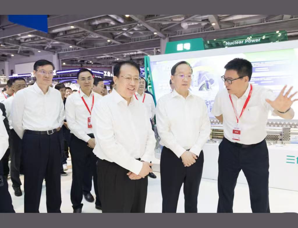 工业新质，智造无界！第二十五届中国国际工业博览会开幕，李乐成龚正出席开幕式并致辞